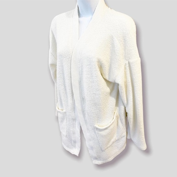 Mododoc LA Open Sweater Fuzzy Soft Cardigan Off White Size Small - Picture 3 of 9